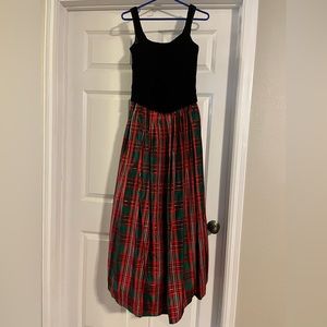 Beautiful Scott McClintock formal holiday dress.